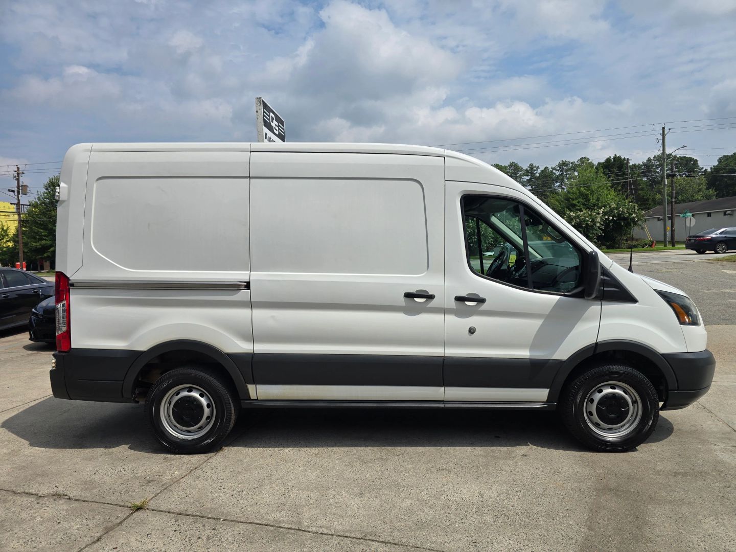 ford transit van 2017 1FTYR1CM9HKA19479 image ford transit van 2017 1FTYR1CM9HKA19479 image